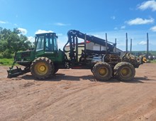 2006 John Deere 1110D